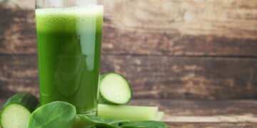 Knolselderij-spinazie smoothie 16 Knolselderij-spinazie smoothie