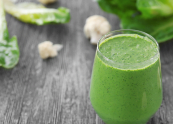 Groene smoothie met bloemkool