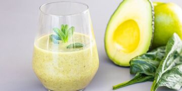 Groene smoothie met courgette en avocado 15 Groene smoothie met courgette en avocado
